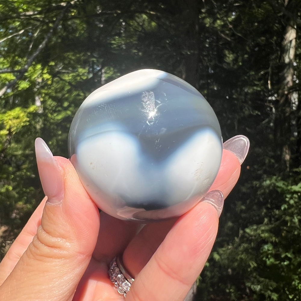Orca (1) agate sphere | crystal